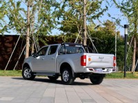 Hot-selling Chinese Used pickup trucks 143HP Diesel four-wheel drive